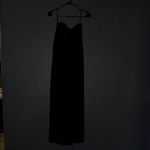 Elegant Black Strapless Gown